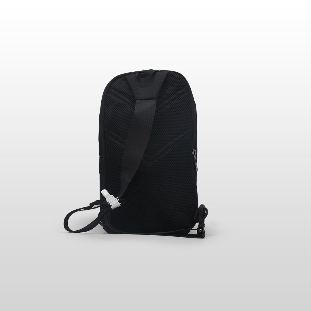 Peak Front Pack Black