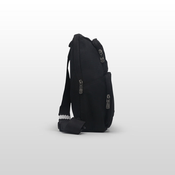 Peak Front Pack Black