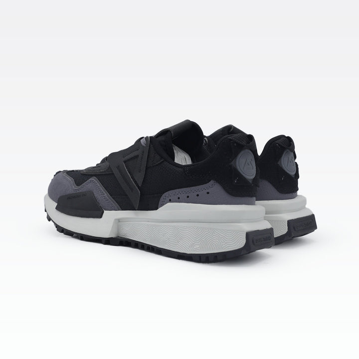 Peak Flair 2.0 Black/Paloma Ash