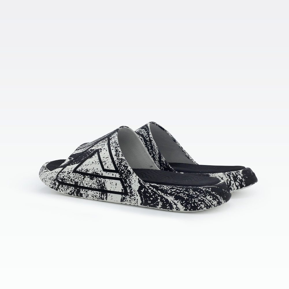 Peak Slippers Black/Beige