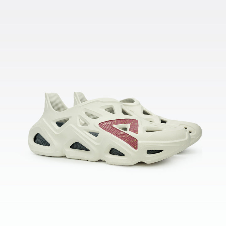 Peak Taichi Sandals Canvas White