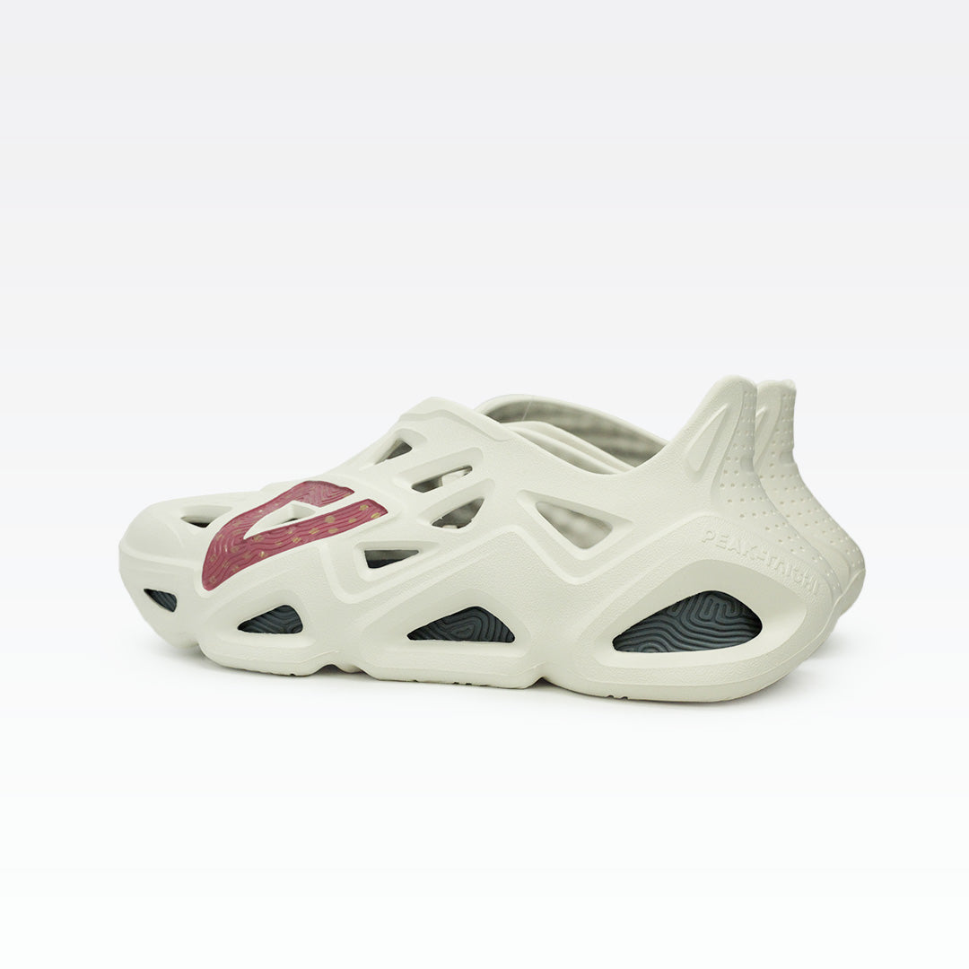 Peak Taichi Sandals Canvas White