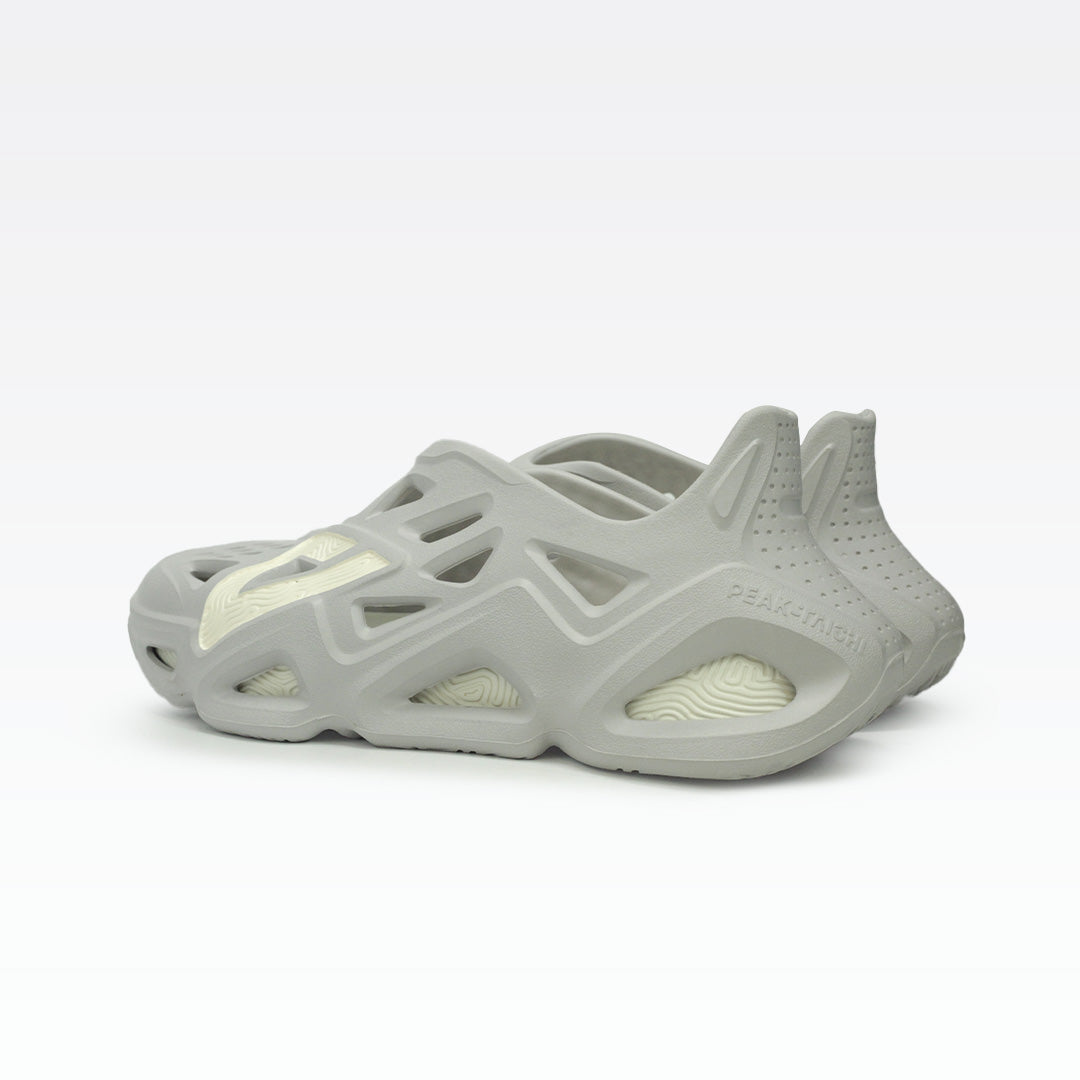 Peak Taichi Sandals Ice Grey