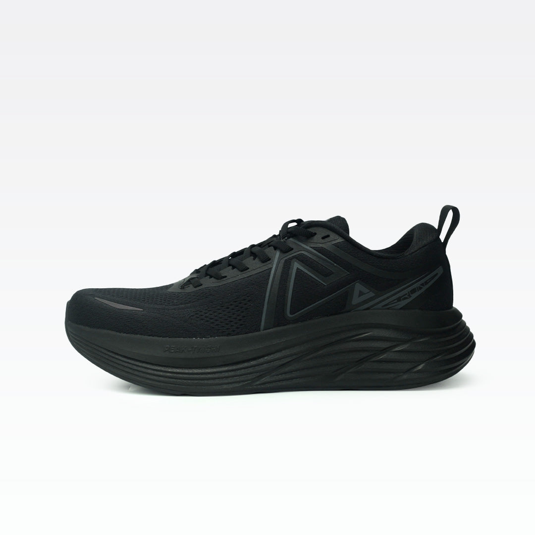 Peak Turbo All Black