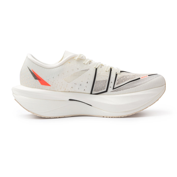 Peak Taichi Up30 4.0 White Black